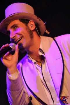 Serj Tankian - 2008-04-20 - Lille, Zenith.