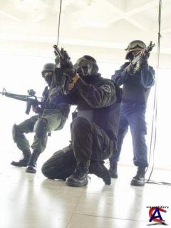 Counter-Strike: (v.1.6) 