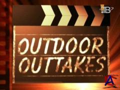     / OUTDOOR OUTTAKES