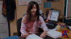    4 / Scary movie 4
