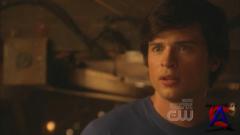   / Smallville (8 )