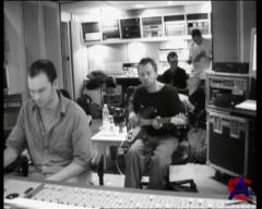 Radiohead - Meeting People Is Easy
