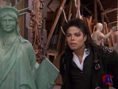   / Moonwalker
