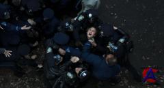   / Mystic River