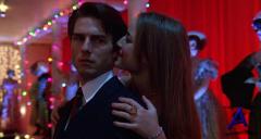     / Eyes Wide Shut