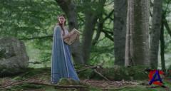   / Ella Enchanted