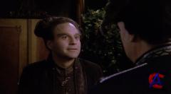  5 / Babylon 5 (4 )