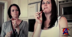   2 / Paranormal Activity 2