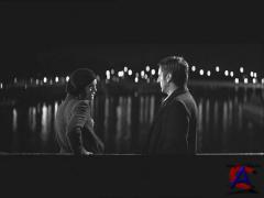    / La fille sur le pont