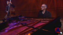   / Legends of Jazz with Ramsey Lewis