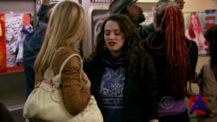    / 2 Broke Girls(1 )