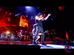 / AC/DC: Stiff Upper Lip Live