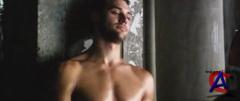  4 / Step Up Revolution