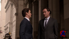   / White Collar (4)