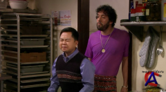    / 2 Broke Girls (3 )