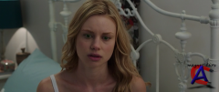   / Vampire Academy
