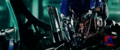  3: Ҹ   / Transformers: Dark of the Moon